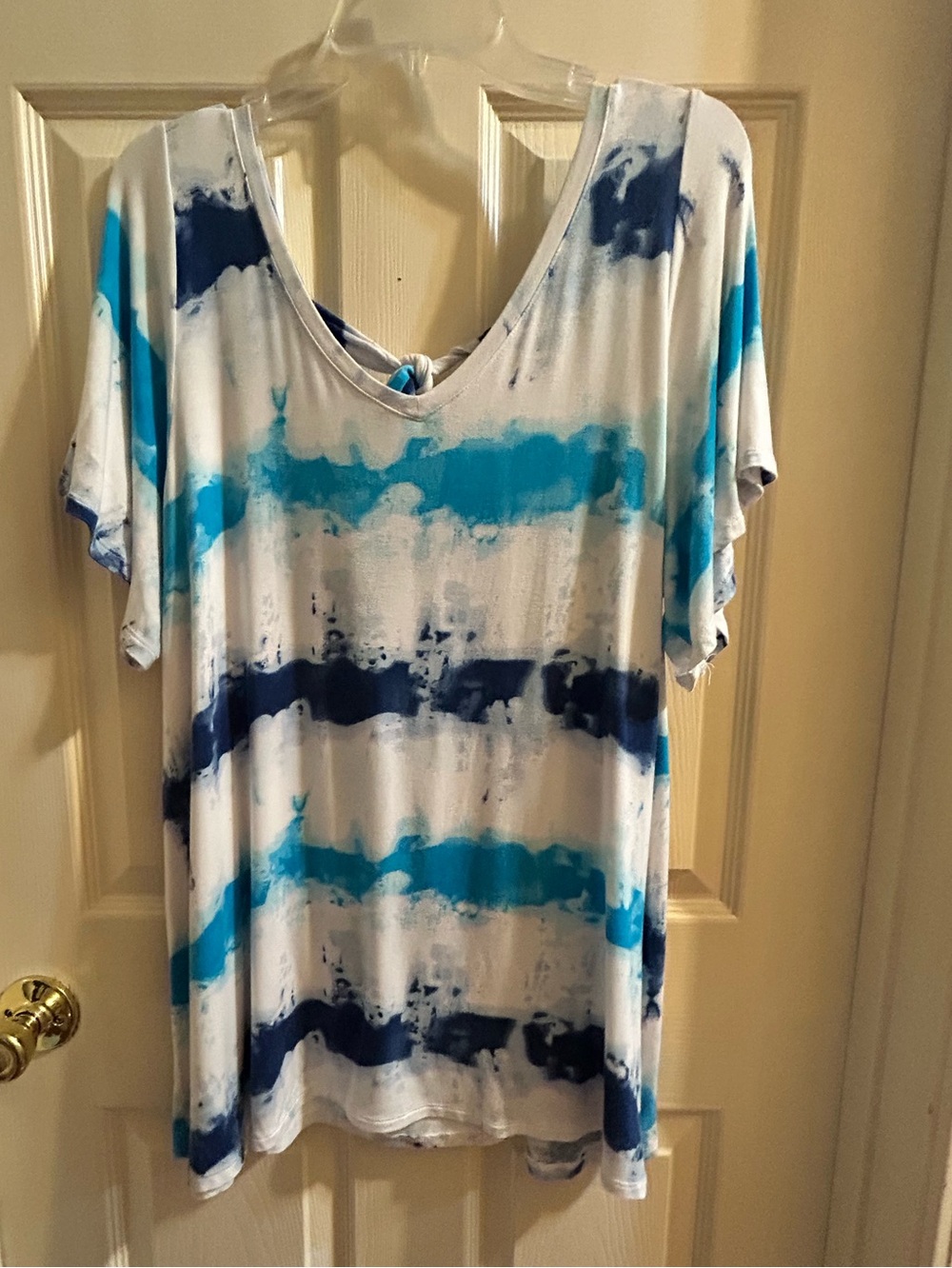 Women's Blue Tie-Dye Scoop Neck Top